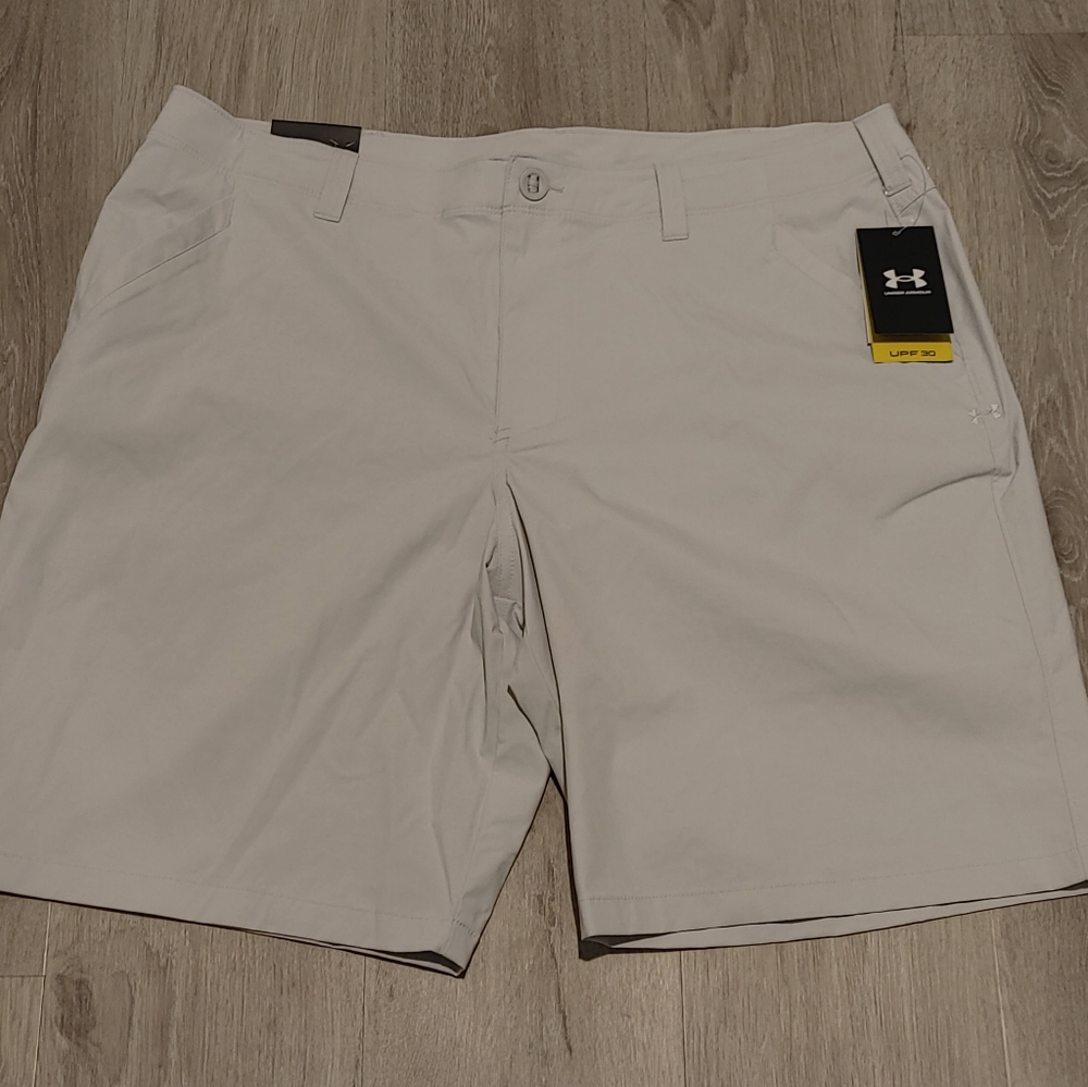 Under Armour UA Men's FISH HUNTER Storm 10-inch City Khaki Casual Shorts 1304648